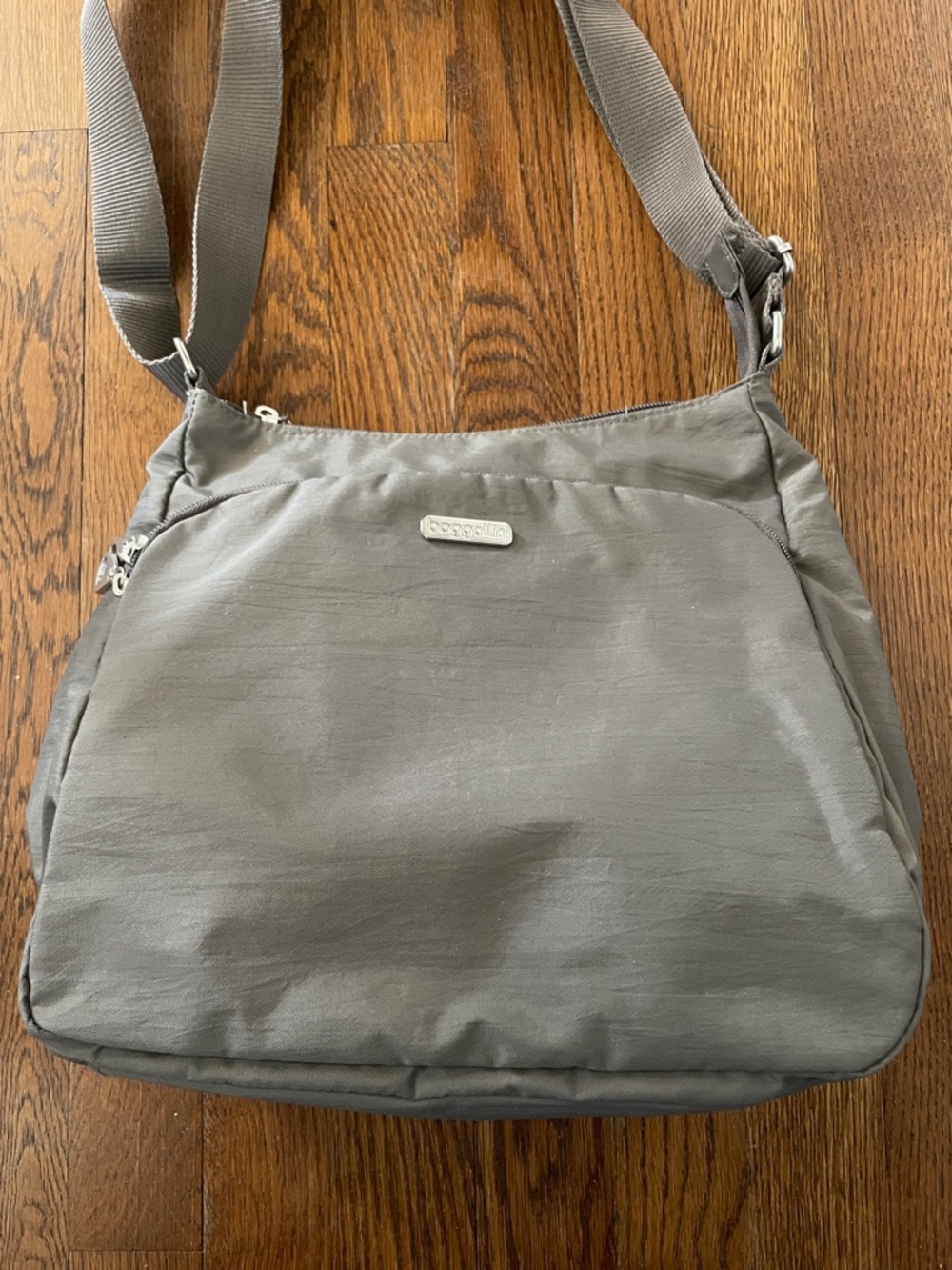 Baggallini Joey large hobo bag